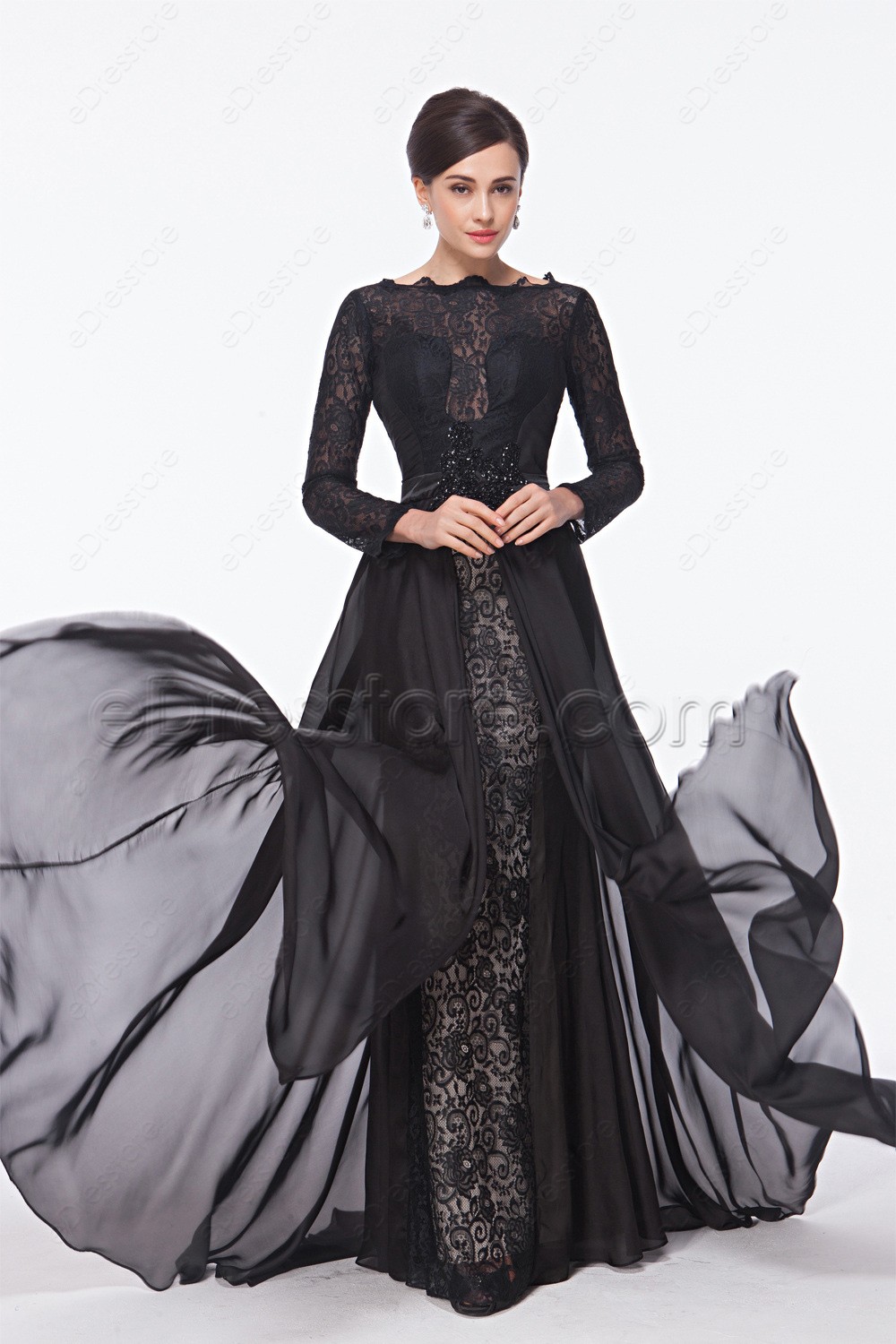 black long sleeve backless gown